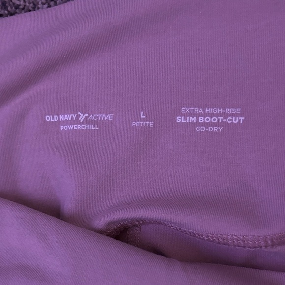 Old Navy Women's Extra High Rise Slim Boot Yoga Pants in Light Pink - Picture 2 of 2